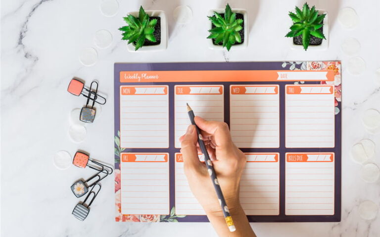 Simple Strategy: Build a Weekly Plan You’ll Actually Follow