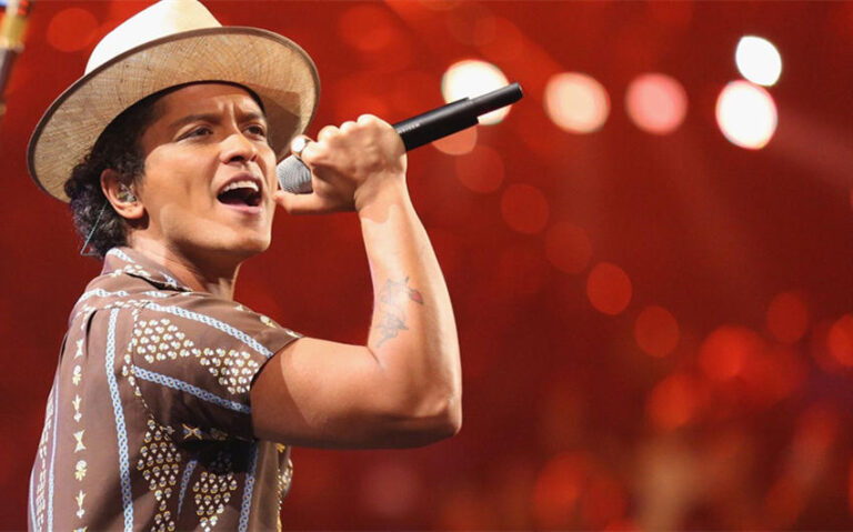 Bruno Mars Wife Rumors Explained: Why He Isn’t Married And Who He Dates