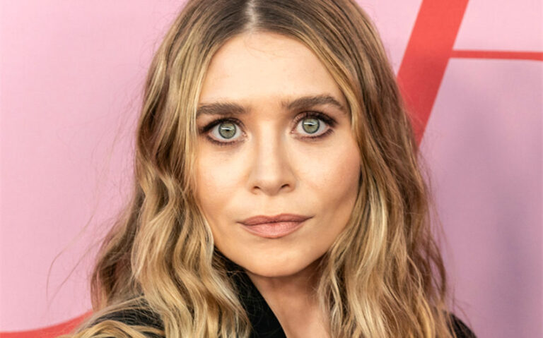 ashley olsen net worth