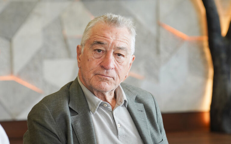 robert de niro current wife