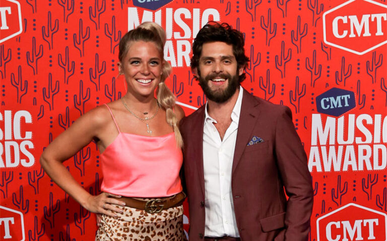 thomas rhett's wife