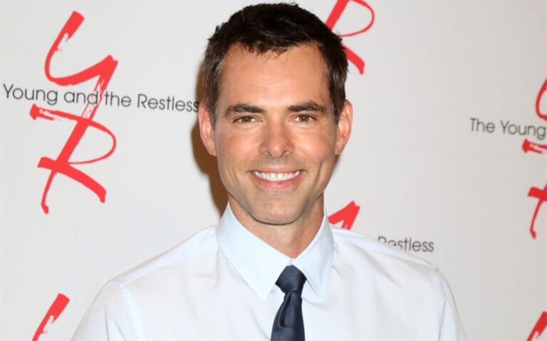 who is jason thompson's wife in real life